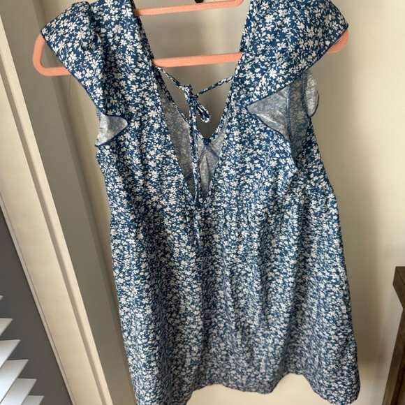 Frenchy Petite Floral Print V Neck Layered Ruffle Blue Dress - Picture 4 of 4